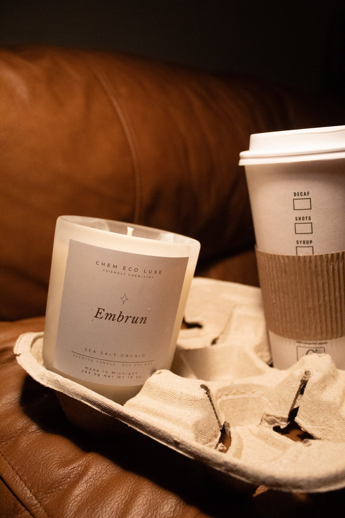 Embrun candle on leather